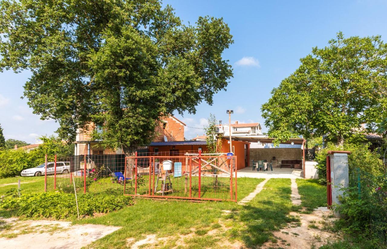 Vacation House "Andy" Πούλα Εξωτερικό φωτογραφία